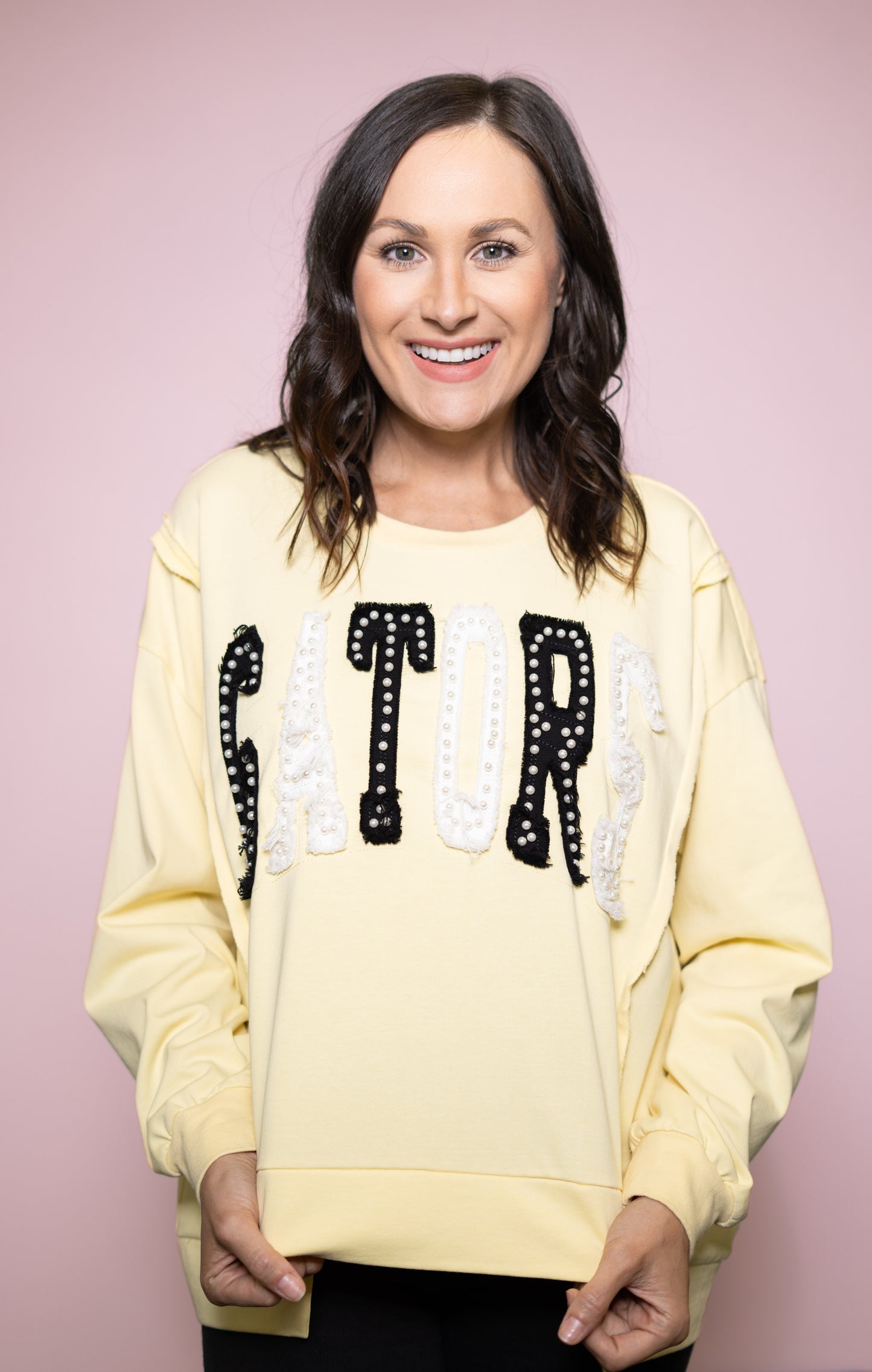 **PRE-ORDER ONLY** Gators | Women's Distressed Embroidery Pullover (Butter Yellow)
