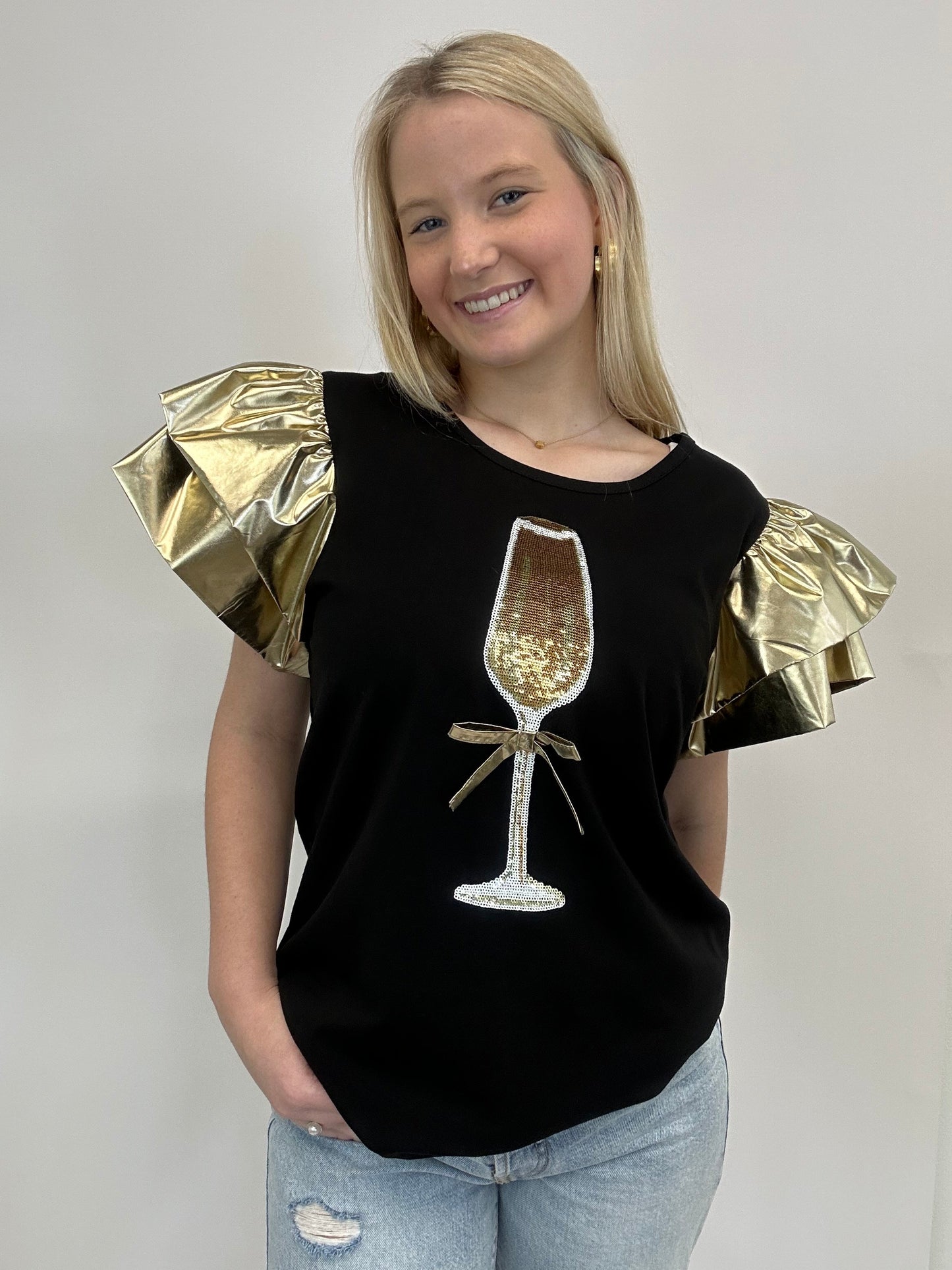 **PRE-ORDER ONLY** | Cheers | Women's Metallic Ruffle Sleeve Tee (Black)