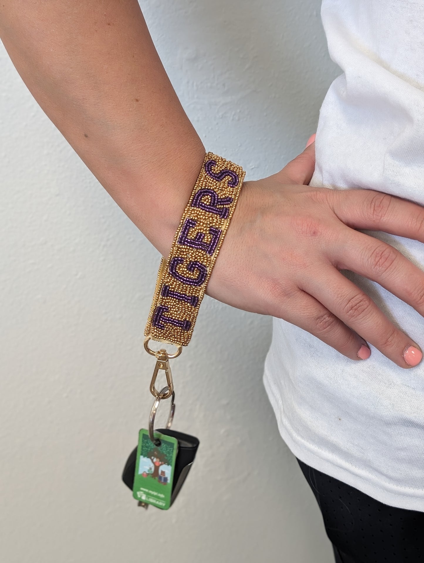 TIGERS (GOLD) | Beaded Keychain