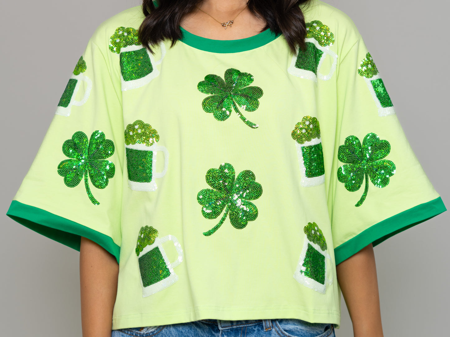 **PRE-ORDER ONLY** Scattered St. Patty Shamrock Brew | Women's Sequin Design Oversized Tee (Green)