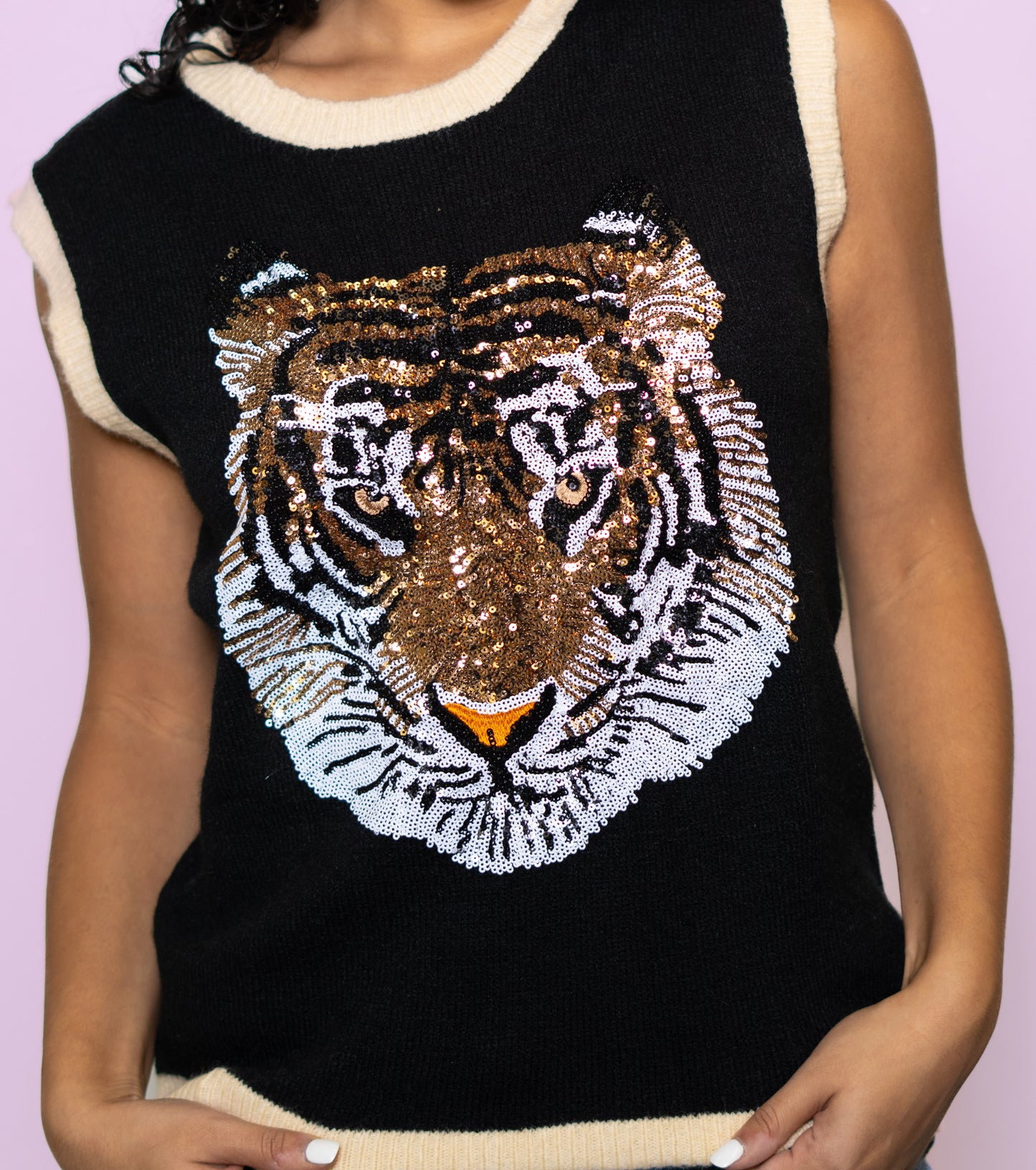 Wholesale | Geauxlden | Women's Sequin Design Sleeveless Sweater (Black)