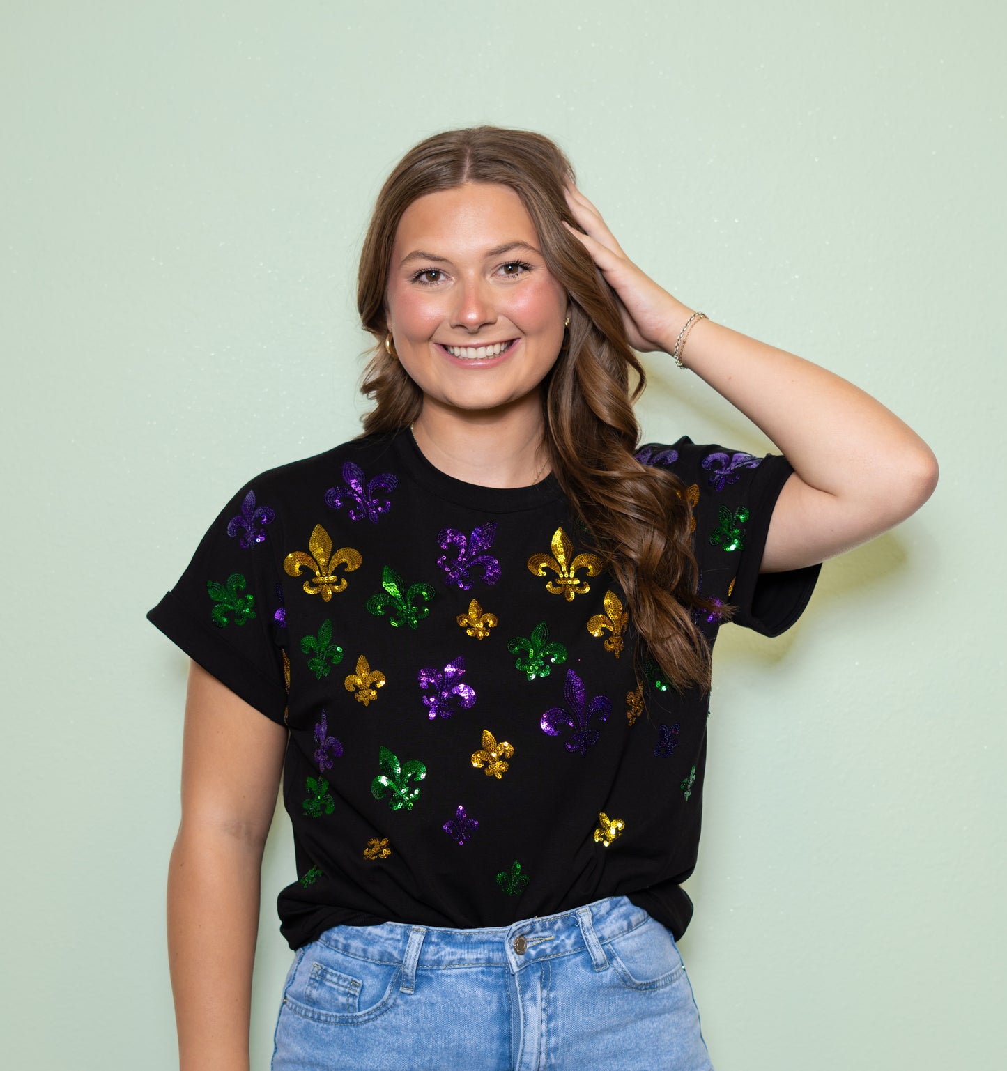 **PRE-ORDER ONLY** Tiny Scattered Mardi Gras Fleur De Lis | Women's Cuff Sleeve Tee (Black)