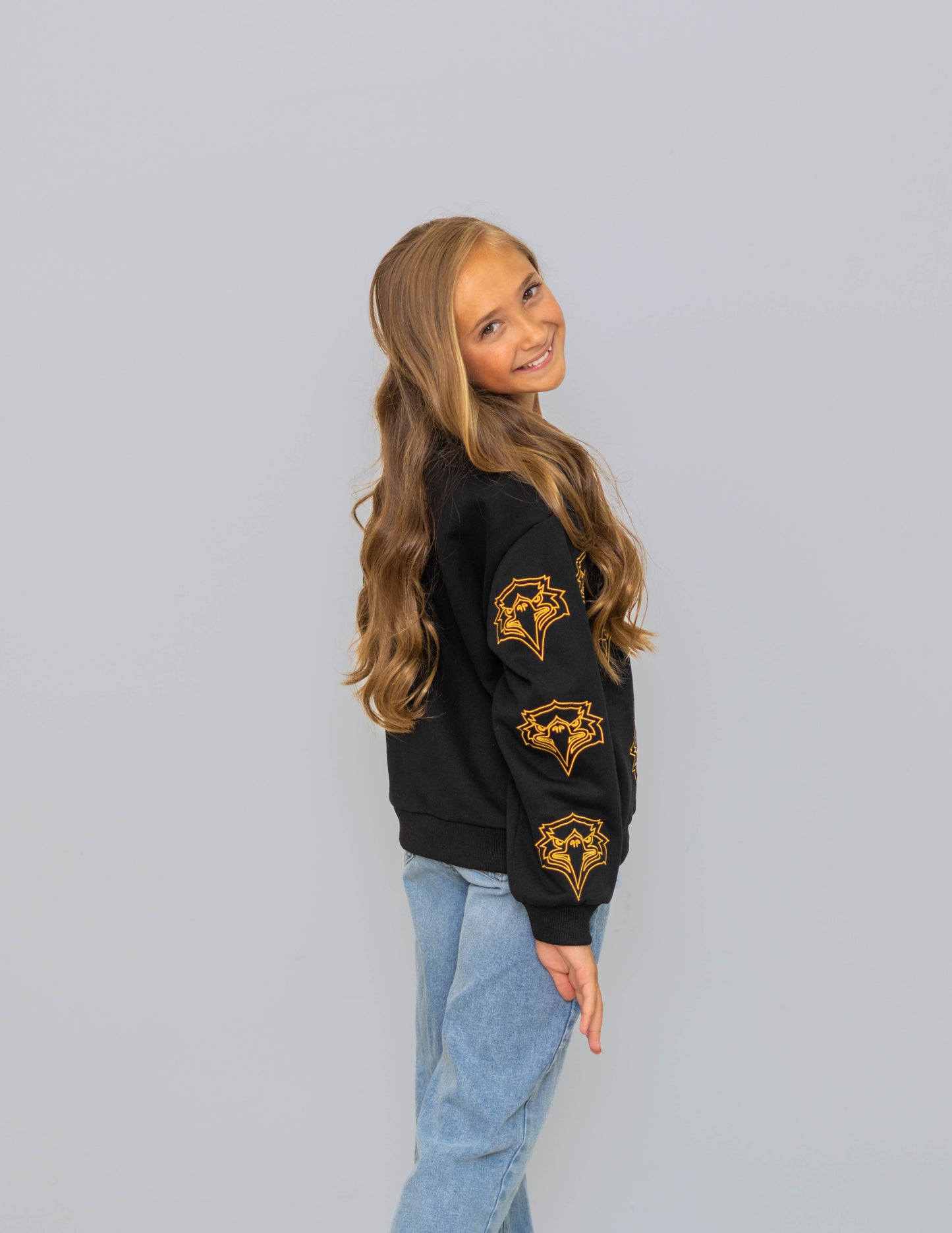 **PRE-ORDER ONLY ** Live Oak Eagles | Youth Embroidered Metallic Outline Sweatshirt (Black)