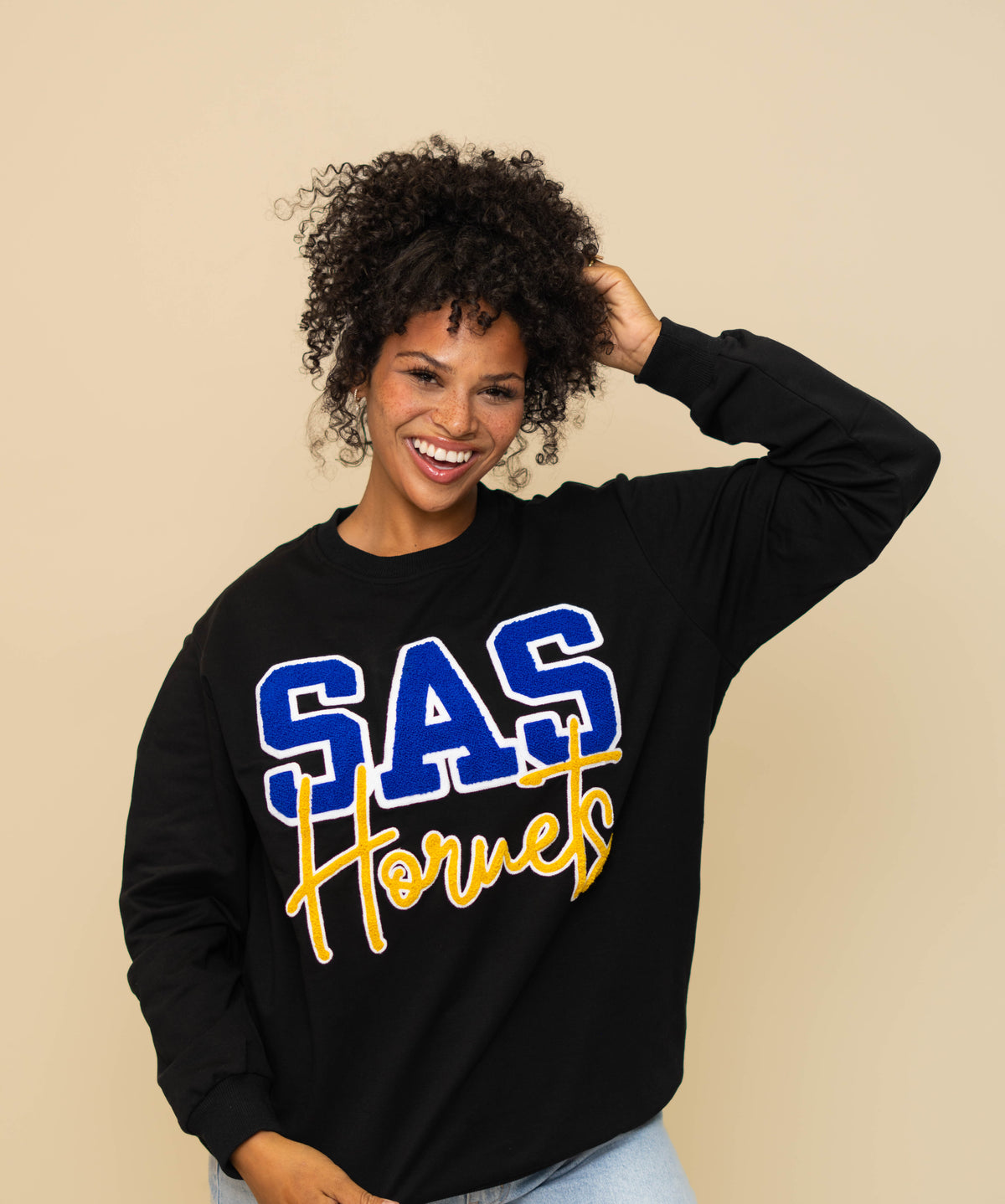 SAS Hornets | Women's Chenille Embroidery Sweatshirt (Black)