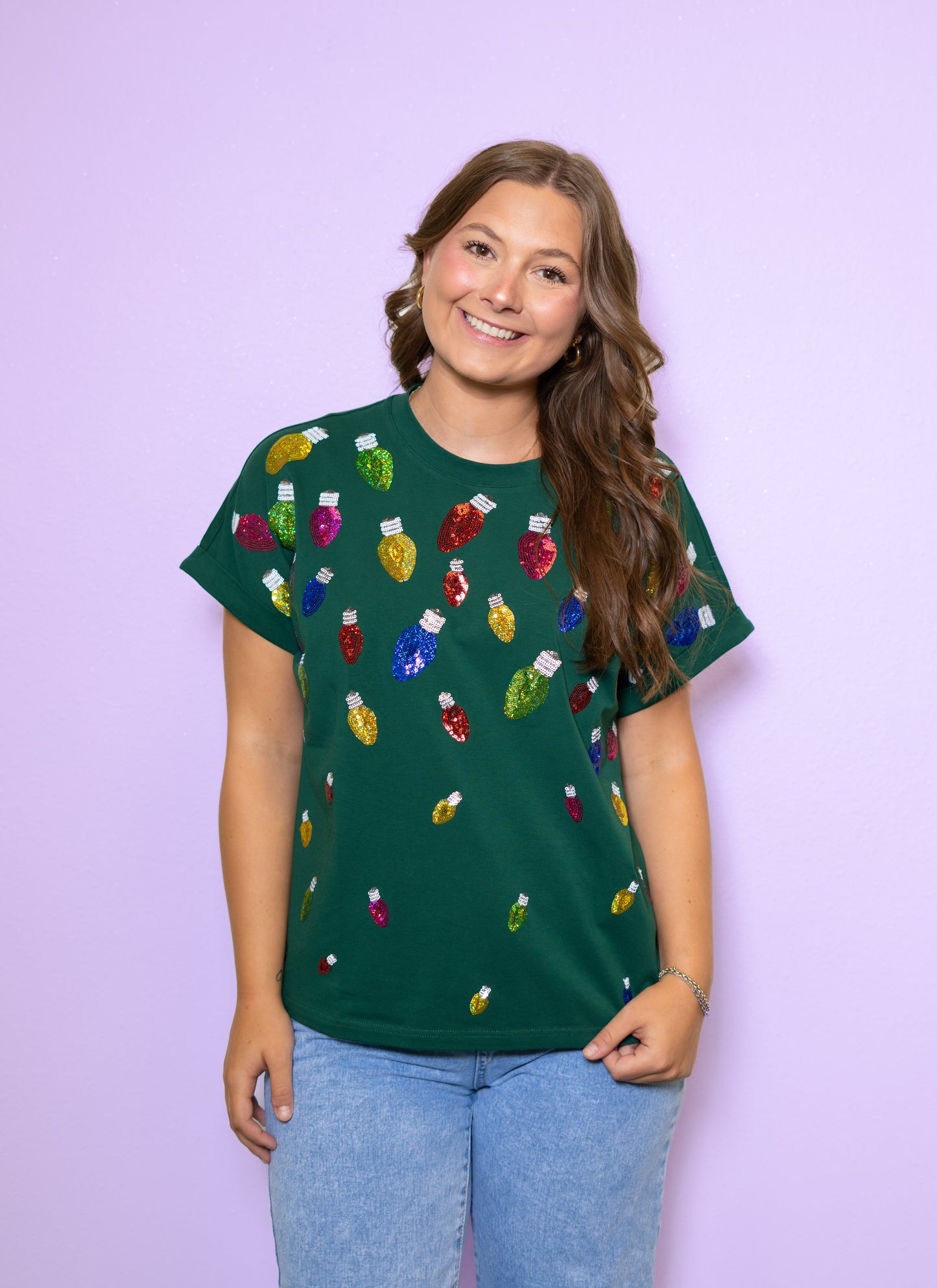 **PRE-ORDER ONLY** Scattered Christmas Lights | Women's Sequin Design Cuff Sleeve Tee (Green)