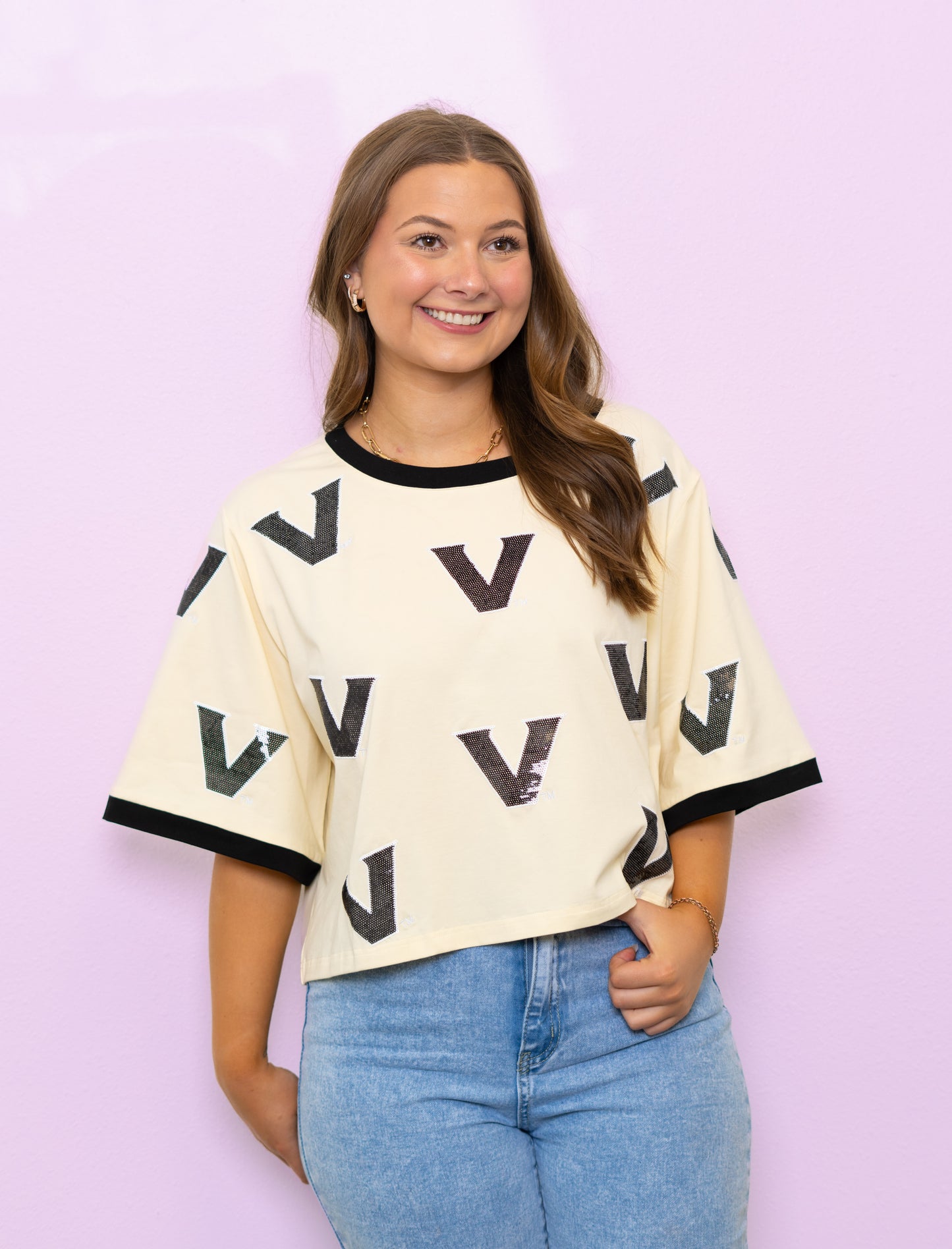 **PRE-ORDER ONLY** Wholesale | Vanderbilt (Licensed) | Women's Oversized Scattered Crop Tee (Cream)